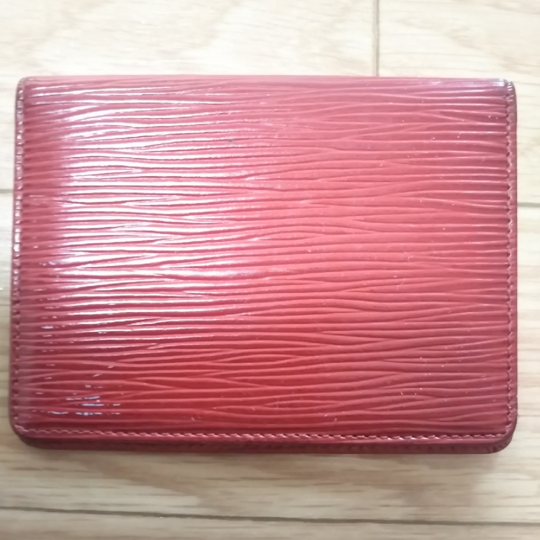 ルイヴィトンLouis Vuitton エピレザー レッドカードケース 財布