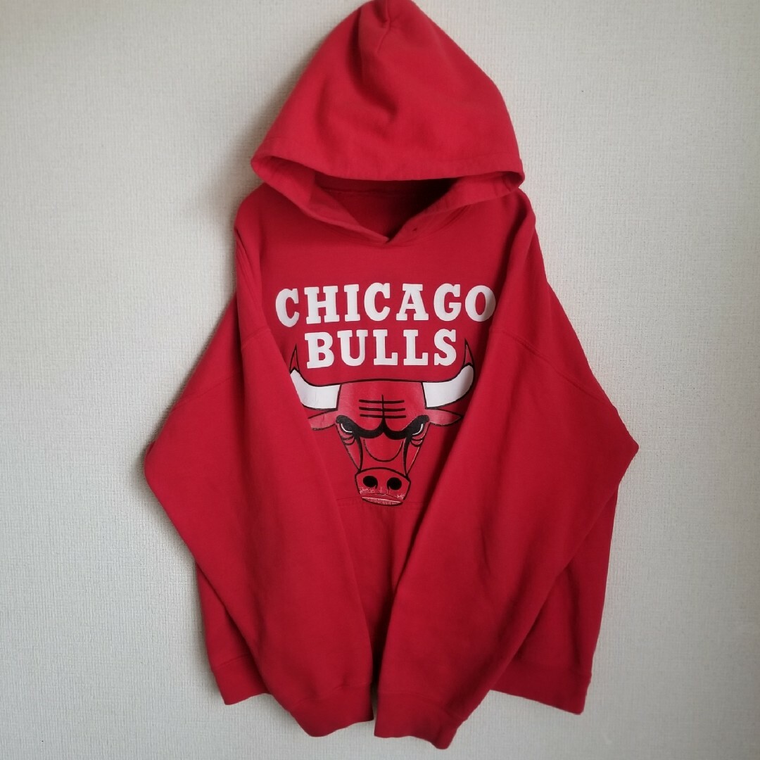 90s NBA CHICAGO BULLS ロゴプリント フード　XL　ビック メンズのトップス(スウェット)の商品写真