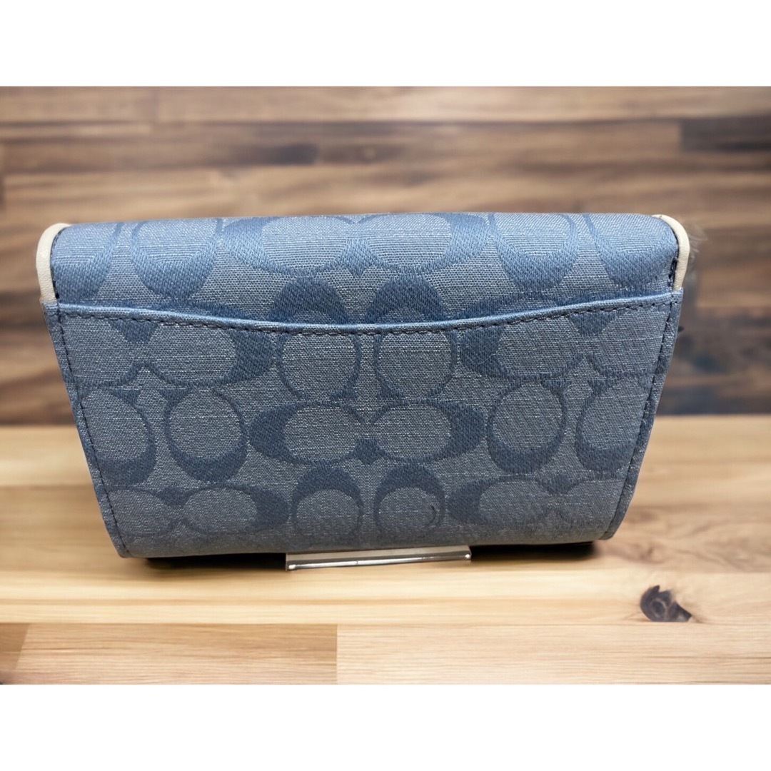 COACH - COACH デニム 折り財布 シグネチャー ブルー 未使用品の通販