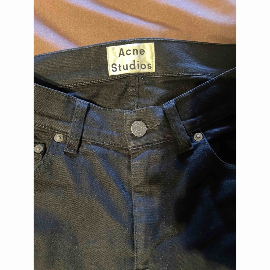 ACNE(アクネ)のACNE（ブラックデニム）✖️ポールスミスシャツ　セット メンズのパンツ(デニム/ジーンズ)の商品写真