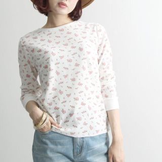 ウィゴー(WEGO)の半額♡新品未使用サーマルロングTシャツ✩花柄(Tシャツ/カットソー(七分/長袖))