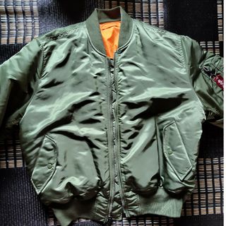 アルファインダストリーズ(ALPHA INDUSTRIES)のアルファインダストリーズ　MA1(ミリタリージャケット)