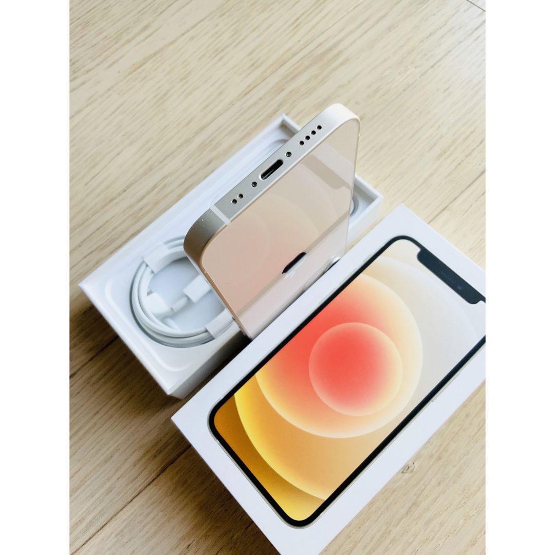 iPhone - 【極美品 付属品全て完備】iPhone 12 ホワイト 64GB SIM