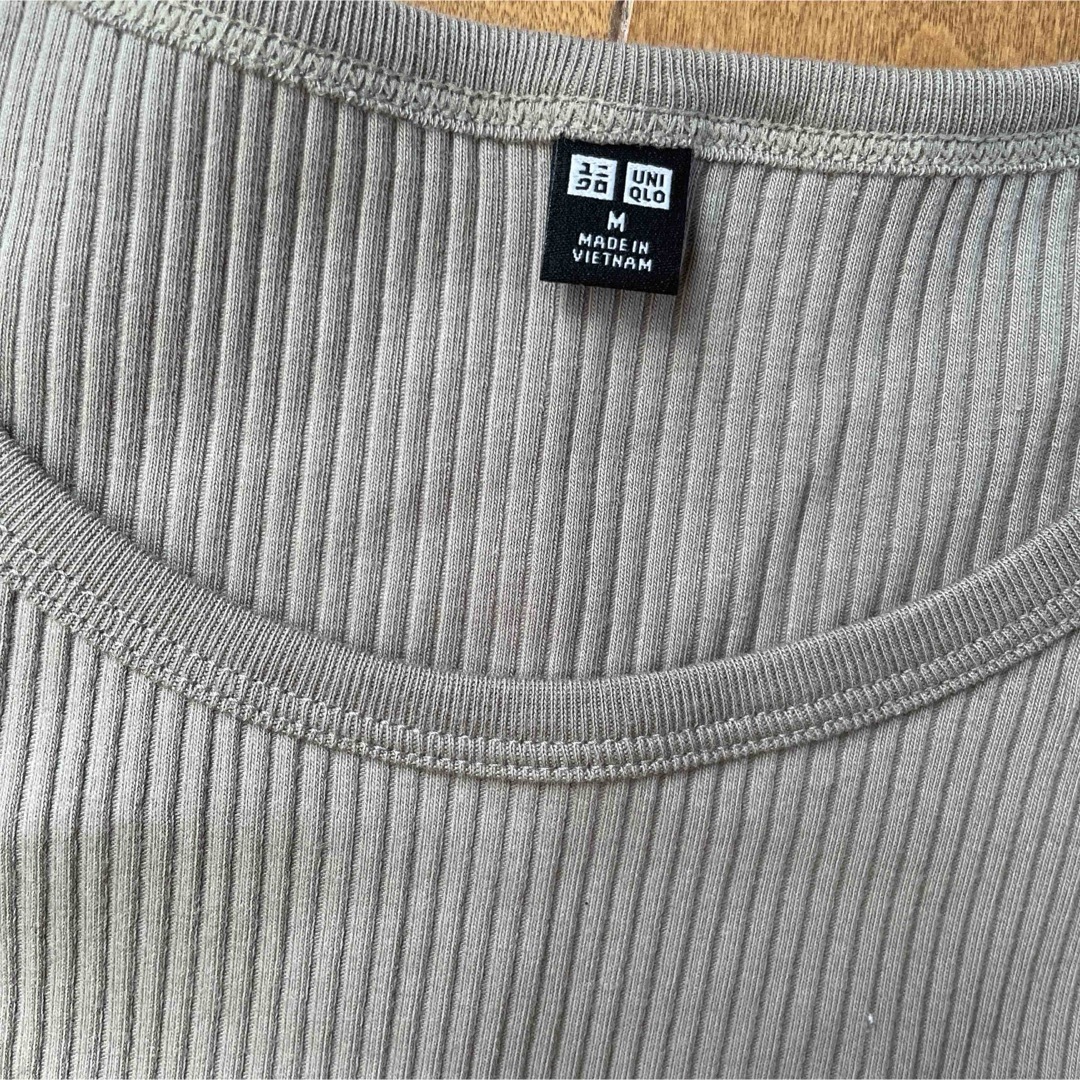 UNIQLO(ユニクロ)のUNIQLO リブカットソー レディースのトップス(Tシャツ(半袖/袖なし))の商品写真