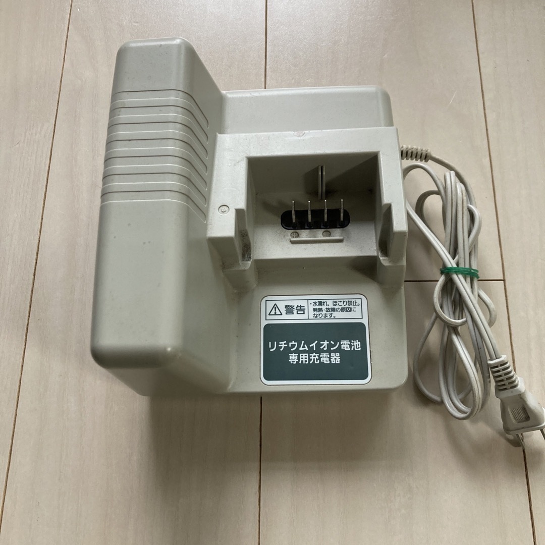 【純正品】パナソニック 充電器 NKJ033B