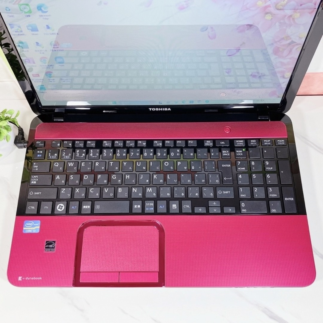 大容量SSD&メモリ8GB✨すぐ使えるかわいいピンクノートパソコン