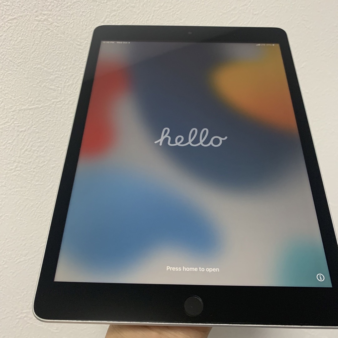 【美品に近い】iPad 2021 第9世代  SIMフリー r69