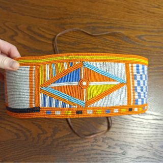 アフリカのビーズ刺繍ベルト