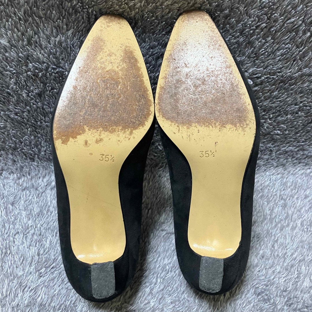 NINA RICCI(ニナリッチ)のNINA RICCI  スウェード ラウンドトゥ スタッズパンプス 35 1/2 レディースの靴/シューズ(ハイヒール/パンプス)の商品写真