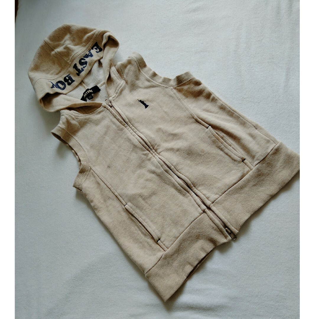 EASTBOY(イーストボーイ)のEASTBOY　パーカーベスト キッズ/ベビー/マタニティのキッズ服男の子用(90cm~)(ジャケット/上着)の商品写真