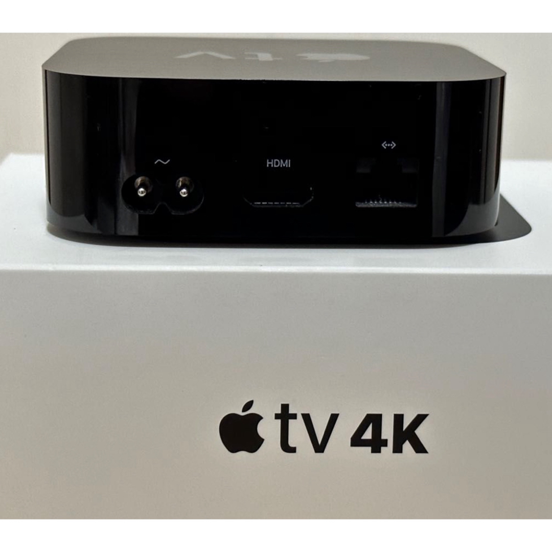 Apple(アップル)のApple TV 4K 第一世代 32GB MQD22J/A A1842 スマホ/家電/カメラのテレビ/映像機器(その他)の商品写真