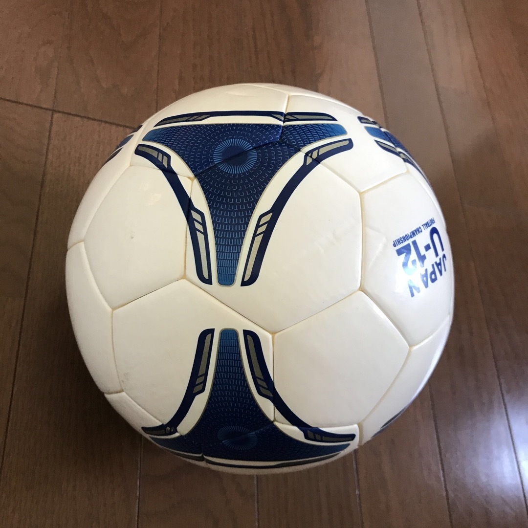 adidas TANGO 12 タンゴ サッカーボール サイズ4 kids