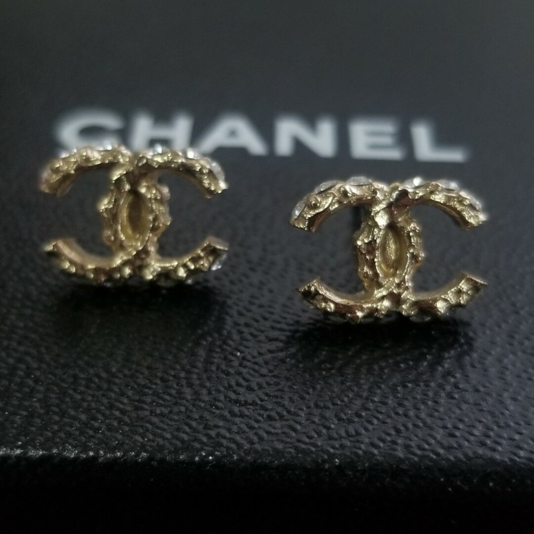 CHANEL(シャネル)のCHANEL　ストーンピアス レディースのアクセサリー(ピアス)の商品写真