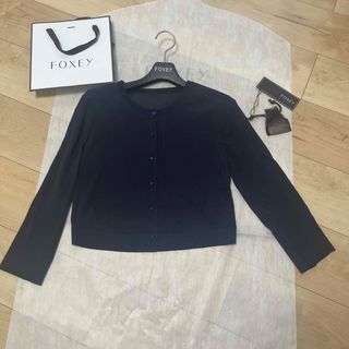 フォクシー(FOXEY)の最終価格　Foxey ♡ アッパースタンダード　同型　カーディガン(カーディガン)