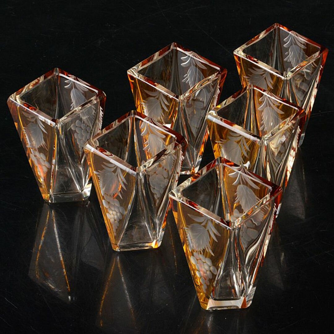 BOHEMIA Cristal(ボヘミア クリスタル)のボヘミアガラス　グラビュール　葡萄図　ショットグラス　6客　D　R6362 エンタメ/ホビーの美術品/アンティーク(ガラス)の商品写真