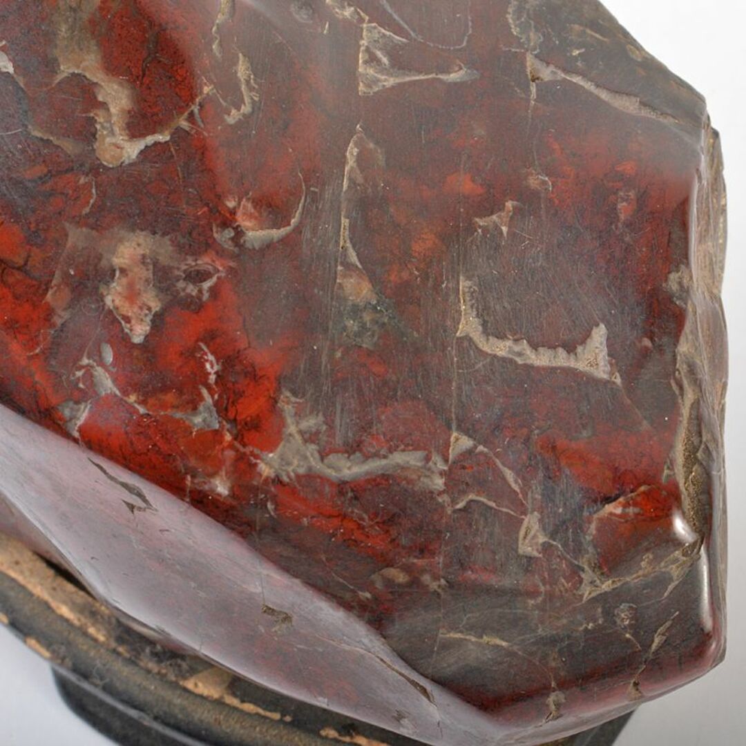天然石 鑑賞石 佐渡赤玉石 赤石 置物 重さ約1.1kg 唐木台付 天然石 鑑賞石 佐渡赤玉石 赤石 置物 重さ約1.1kg 唐木台付