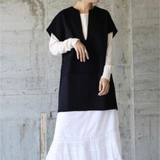 トゥデイフル(TODAYFUL)のaere Vneck wool vest(ベスト/ジレ)