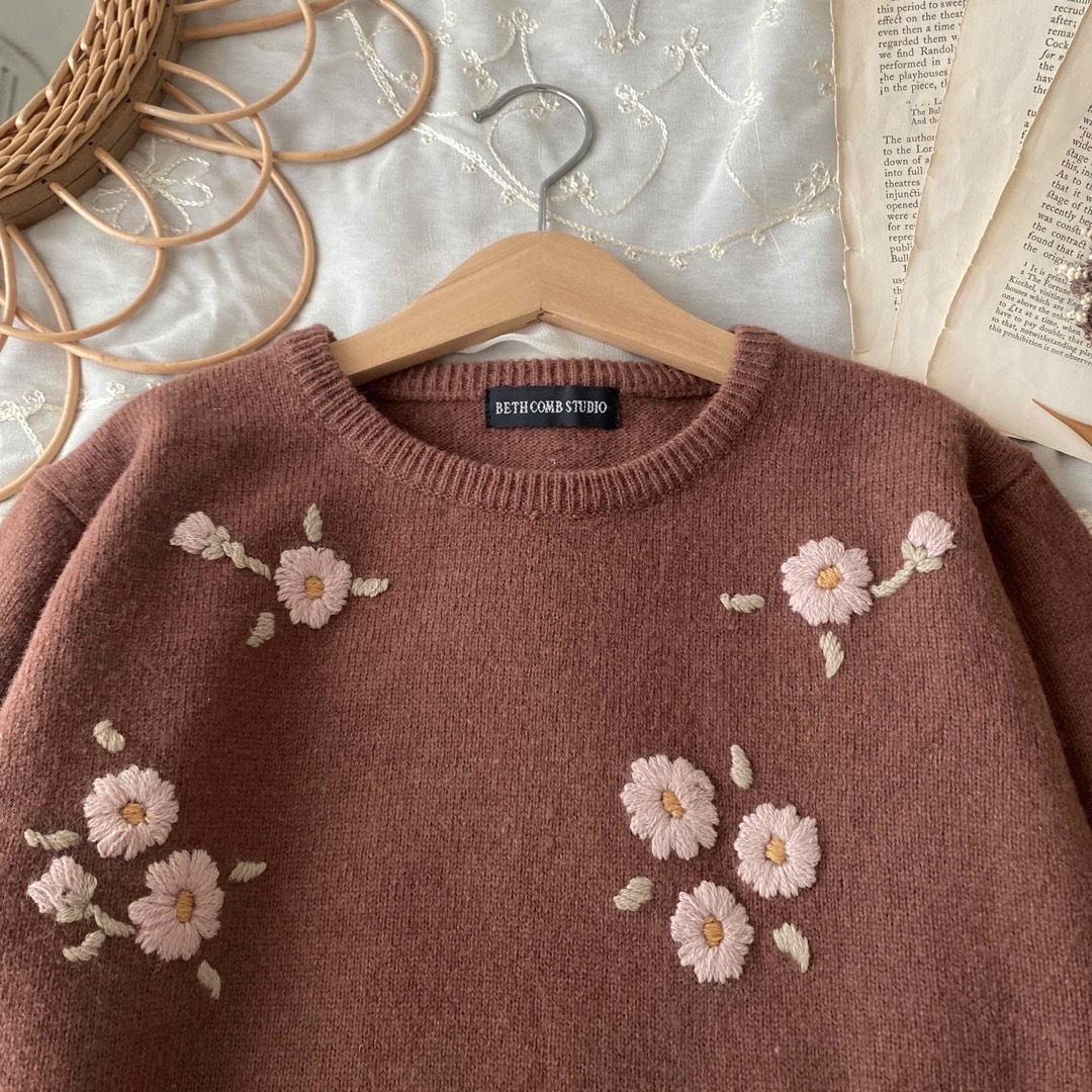 Grimoire - vintageヴィンテージ昭和レトロ古着お花刺繍ブラウンニット