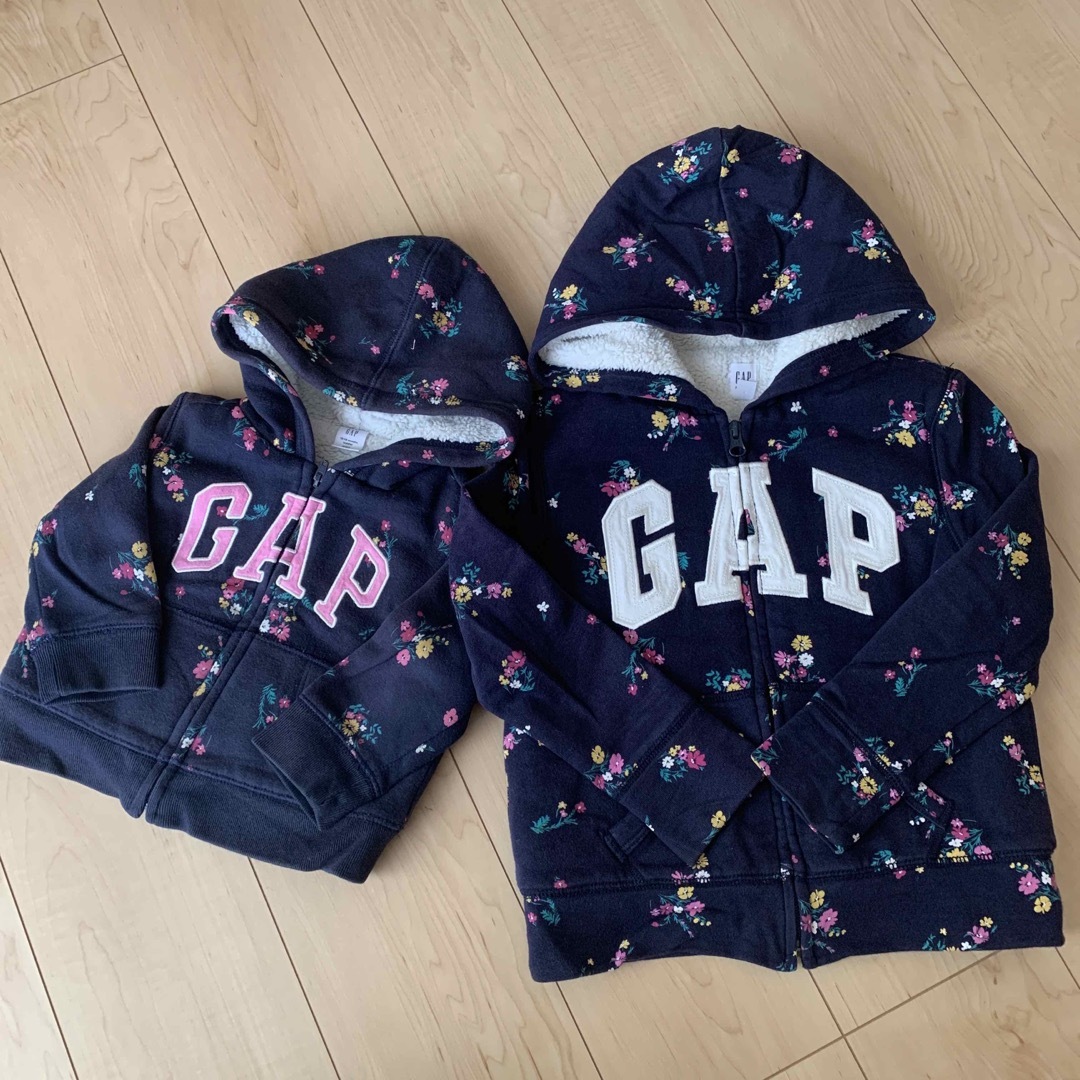 GAP Kids(ギャップキッズ)の姉妹　80 120 お揃い　アウター　GAP キッズ/ベビー/マタニティのキッズ服女の子用(90cm~)(ジャケット/上着)の商品写真