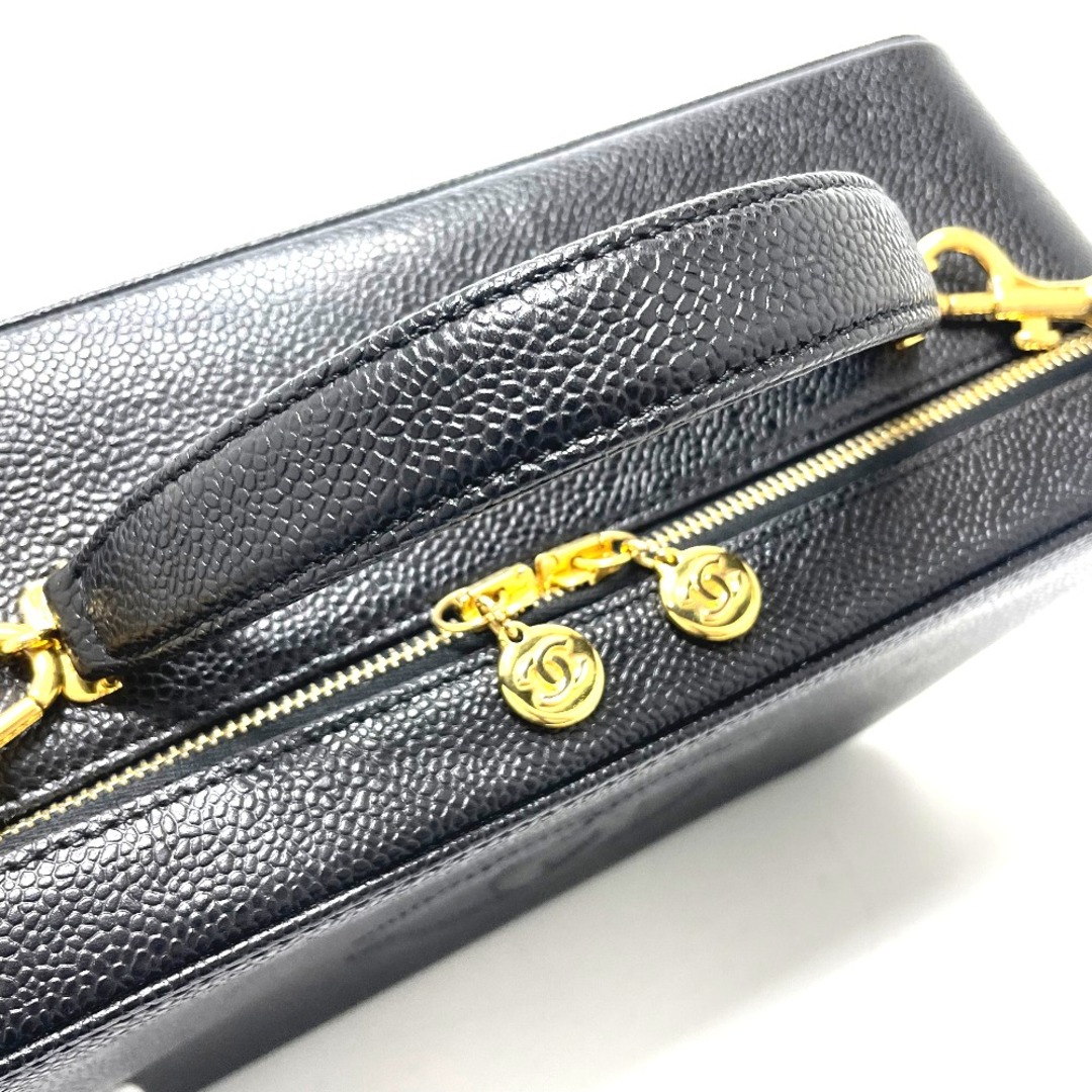 CHANEL - シャネル CHANEL バニティ デカココ ココマーク 2WAY ... シャネル 正規品 デカココ ミニポーチ キャビアスキン 赤 ギャランティあり