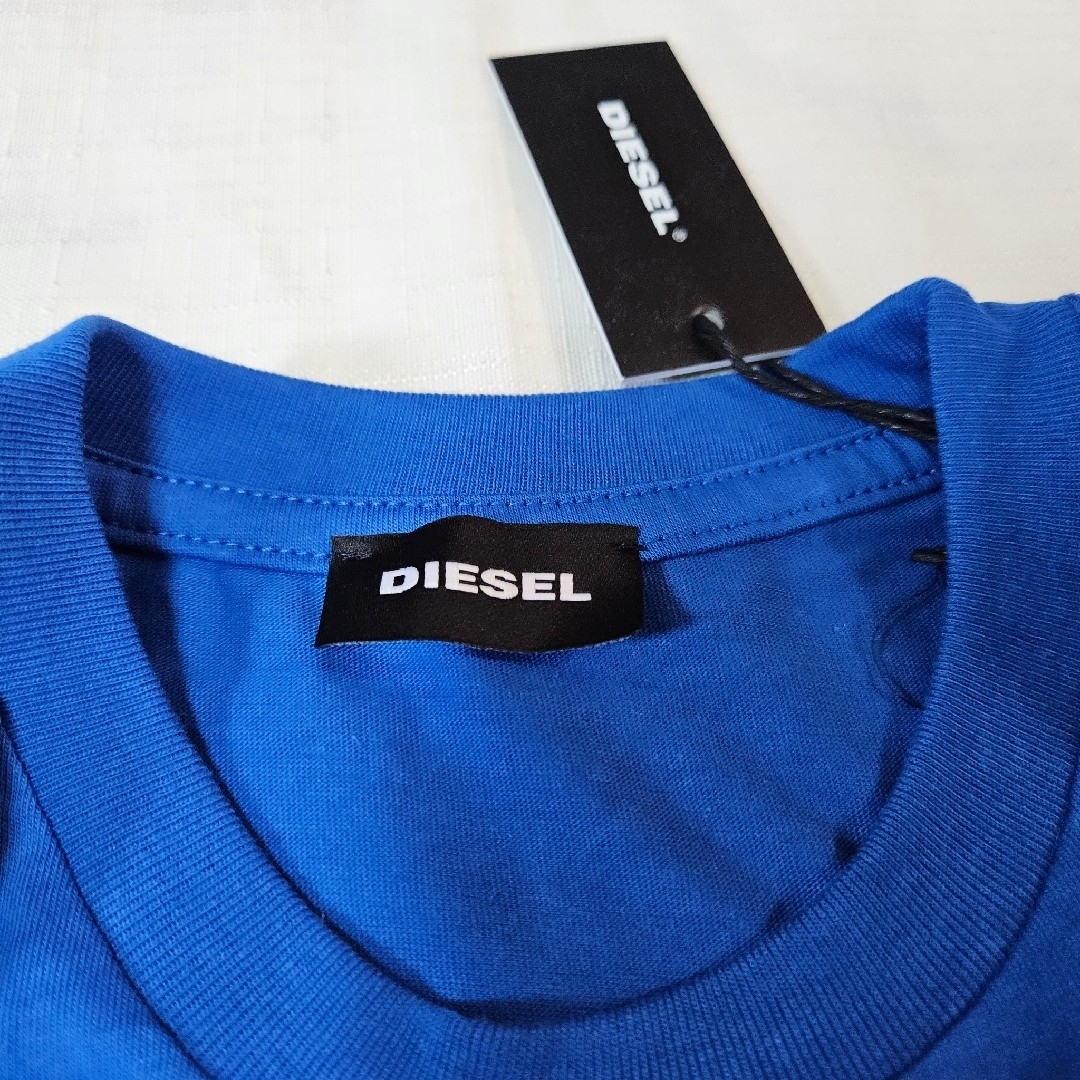 DIESEL(ディーゼル)のDIESEL ディーゼルキッズ　Tシャツ キッズ/ベビー/マタニティのキッズ服女の子用(90cm~)(Tシャツ/カットソー)の商品写真