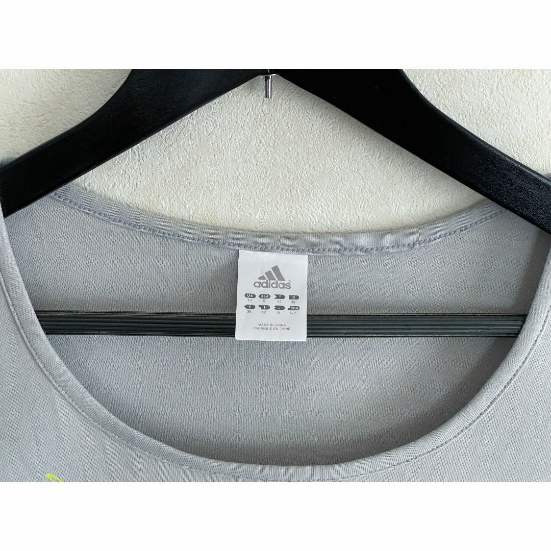 adidas(アディダス)のアディダス トレーニングシャツ サイズL レディースのトップス(Tシャツ(半袖/袖なし))の商品写真