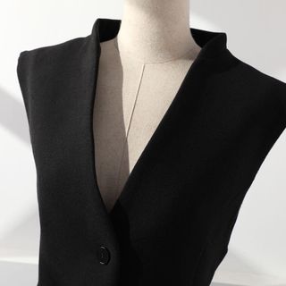 マチャット WOOL LIKE FORM VEST ベスト