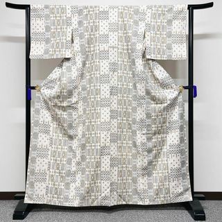 未着用 紬 幾何学模様の小紋 着物の通販 by TSUMUGI re:KIMONO shop