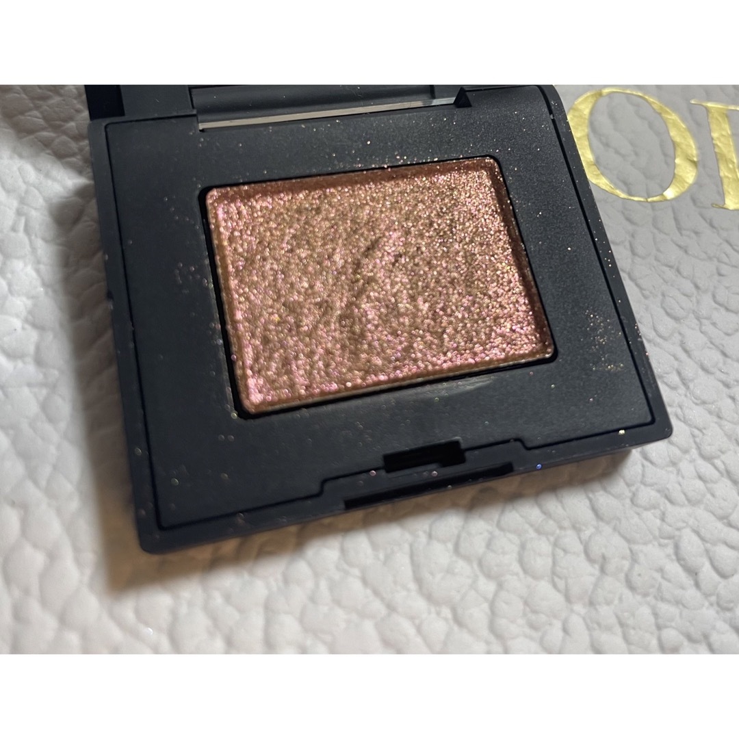 NARS(ナーズ)のNARS  ADDICTION アイシャドウ　2個セット コスメ/美容のベースメイク/化粧品(アイシャドウ)の商品写真