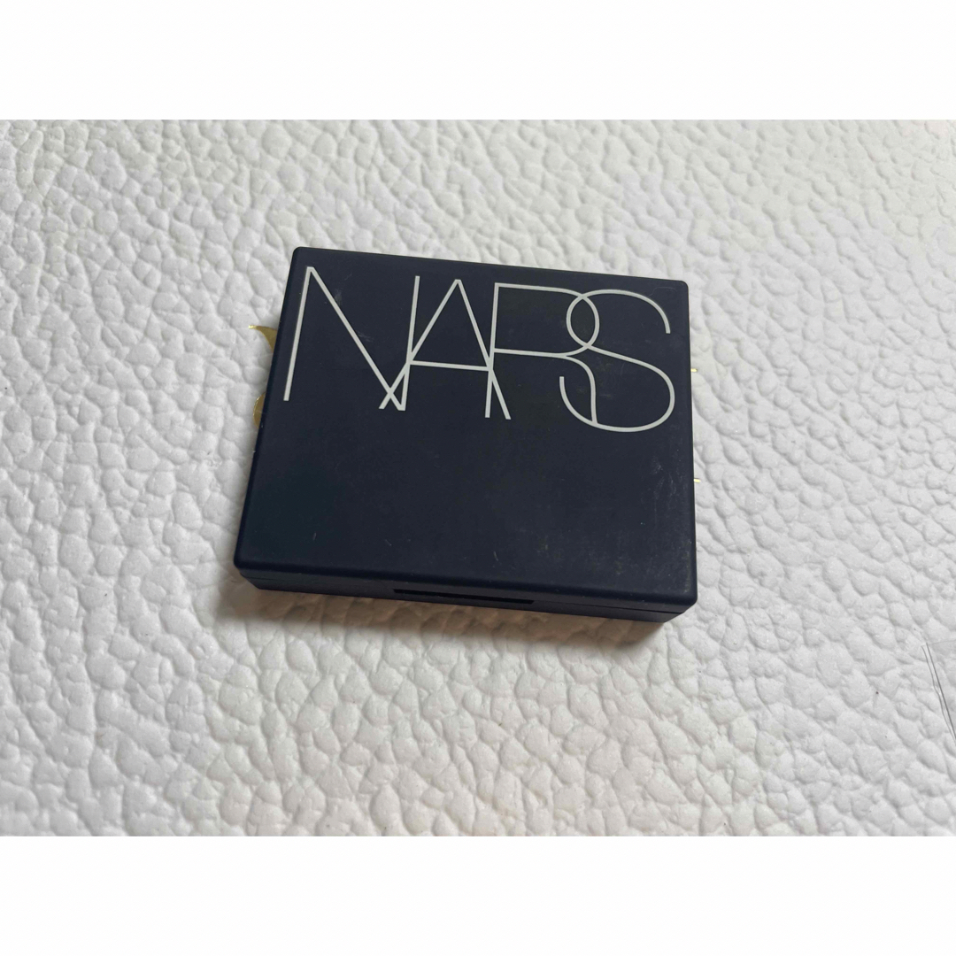 NARS(ナーズ)のNARS  ADDICTION アイシャドウ　2個セット コスメ/美容のベースメイク/化粧品(アイシャドウ)の商品写真