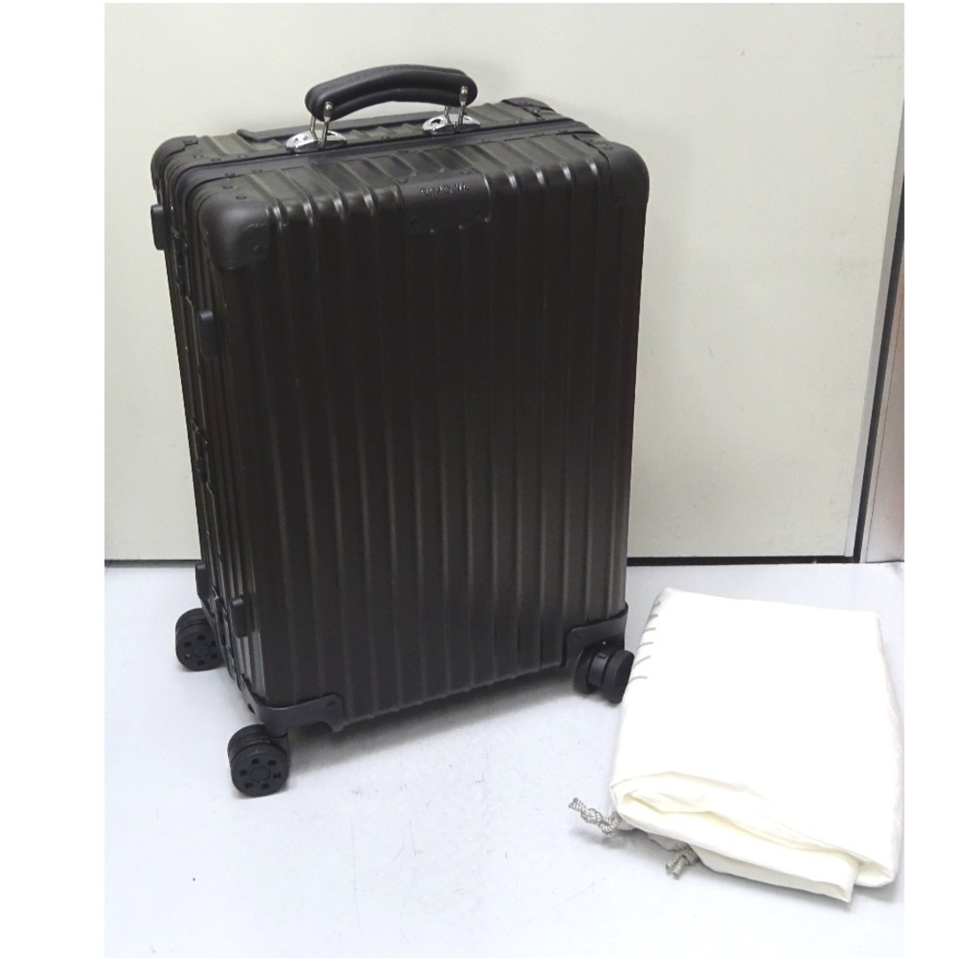 リモワ キャリーバッグ
 キャリーケース スーツケース クラシック キャビン ブラック Ft1073591