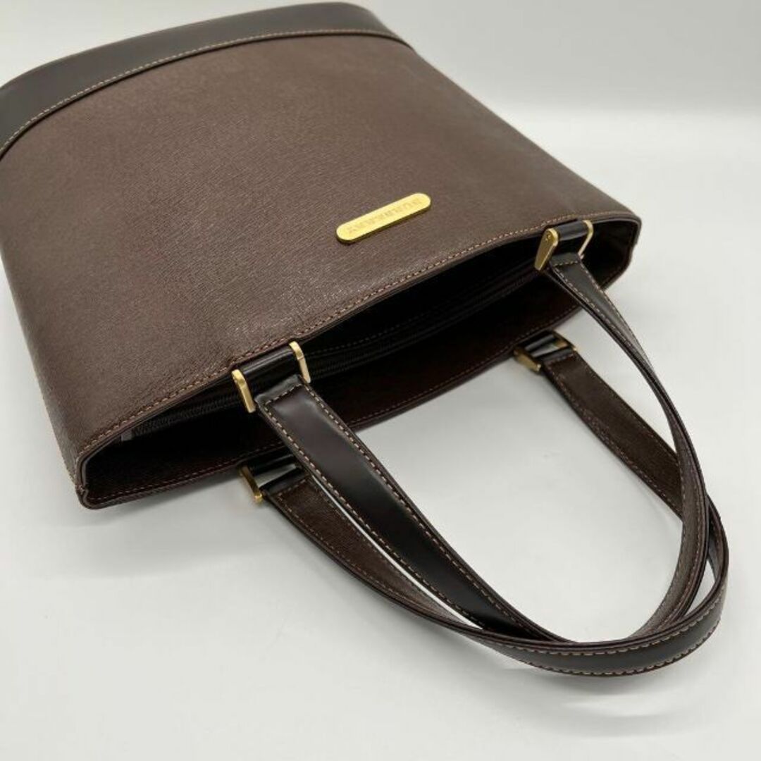 BURBERRY - ✨極美品✨BURBERRY バーバリー ノバチェック ハンドバッグ