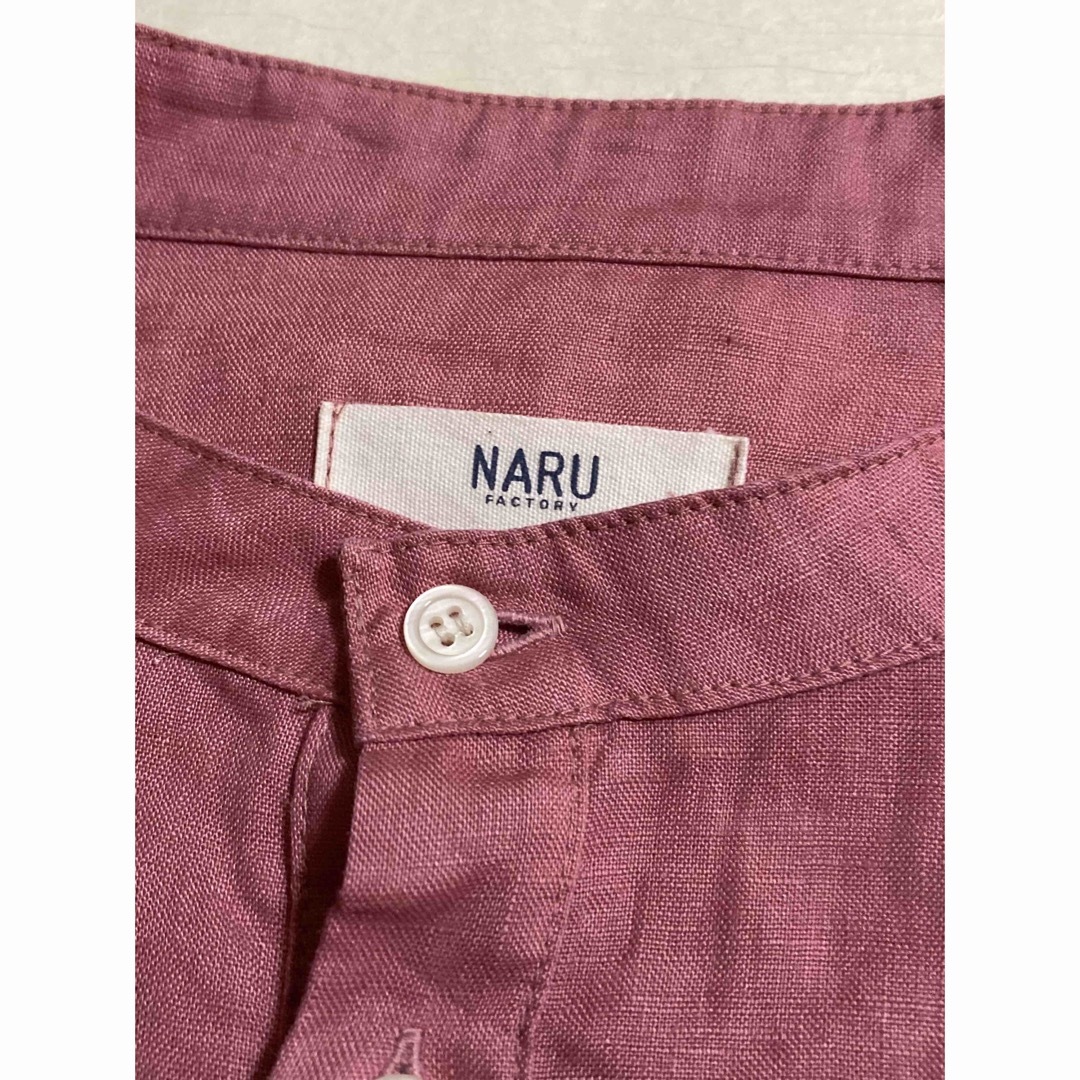 NARU(ナル)のNARU ナル　フレンチリネンギャザーブラウス 未着用　 レディースのトップス(シャツ/ブラウス(長袖/七分))の商品写真