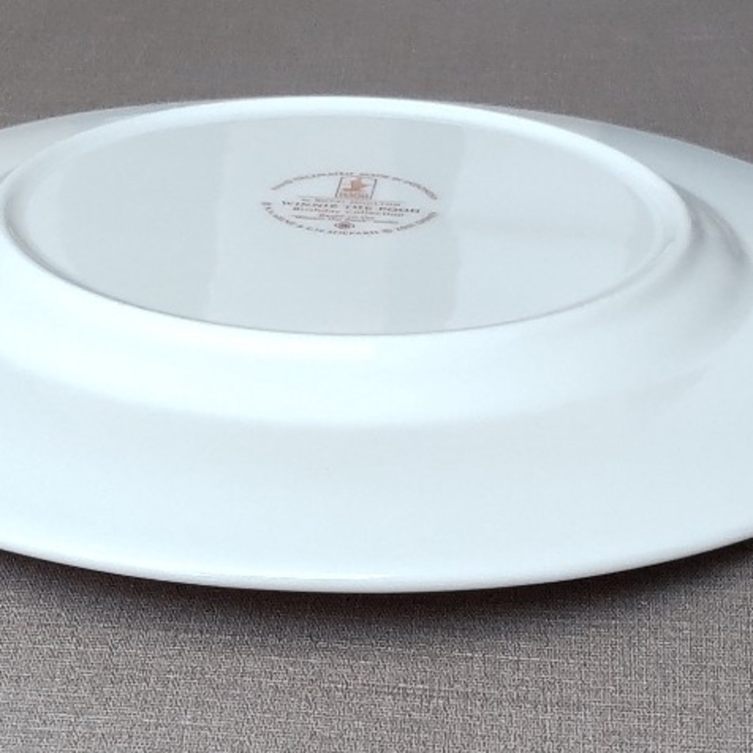 Royal Doulton(ロイヤルドルトン)のROYAL DOULTON ロイヤルドルトン プーさん プレート 皿 エンタメ/ホビーのコレクション(その他)の商品写真