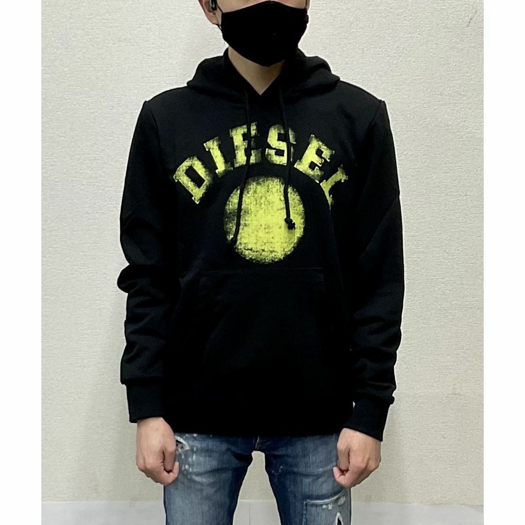 DIESEL(ディーゼル)のディーゼル　パーカー 02A23　XXLサイズ　ブラック　新品　A08692 メンズのトップス(パーカー)の商品写真