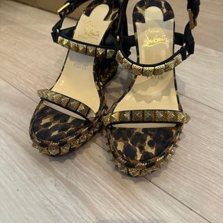 Christian Louboutin - クリスチャンルブタン ストラップサンダル