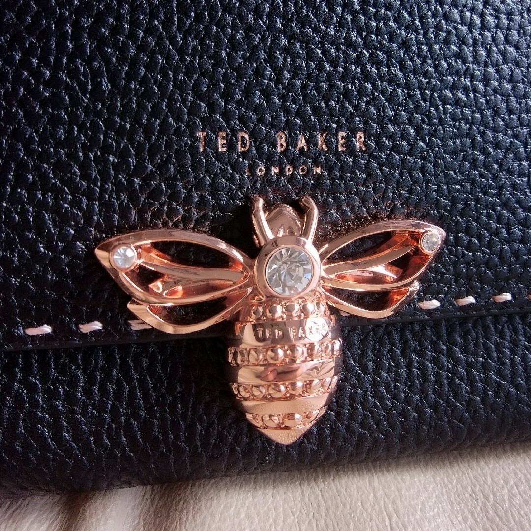 TED BAKER - テッドベイカーメタルビー長財布チェーン付きの通販 TED BAKER - テッドベイカーメタルビー長財布チェーン付きの通販