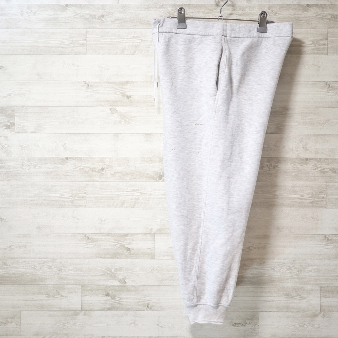 OAMC(オーエーエムシー)のOAMC 19AW Noise Logo Sweat Pants-Gray/L メンズのパンツ(その他)の商品写真