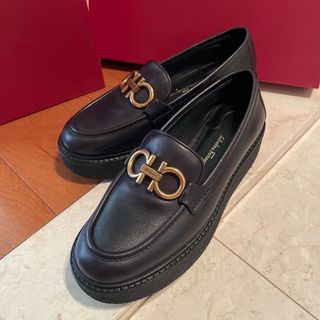 フェラガモ(Ferragamo)のFERRAGAMOフェラガモ　ローファー(ローファー/革靴)