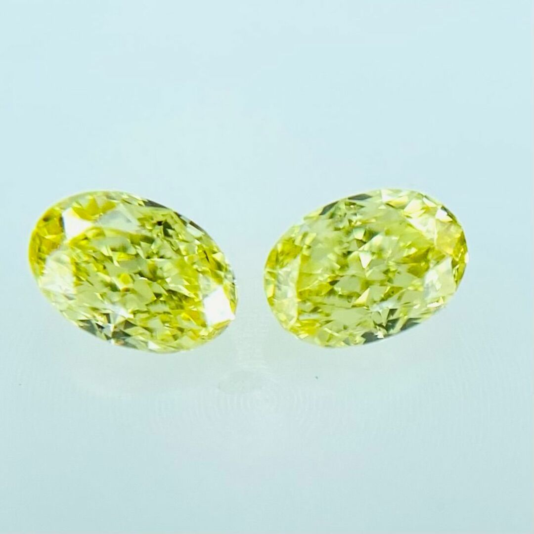 FANCY INTENSE YELLOW 0.107ct＆0.111ct/OV 1