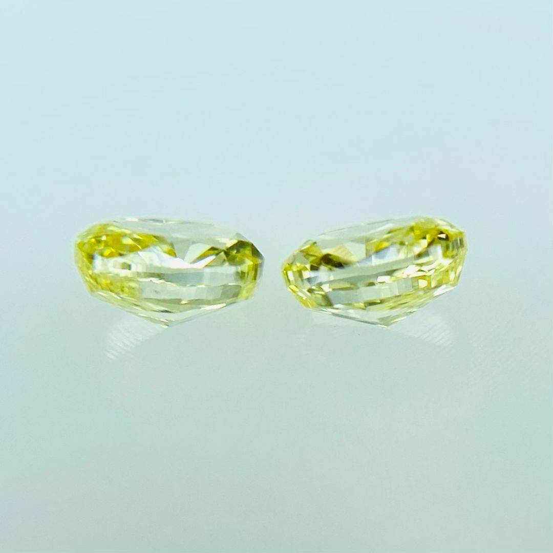 FANCY INTENSE YELLOW 0.107ct＆0.111ct/OV 5