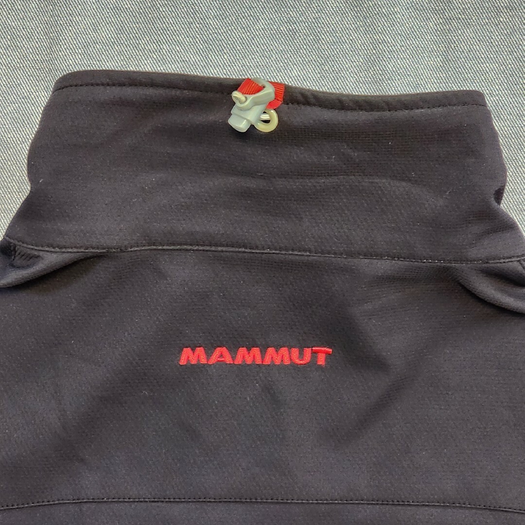 Mammut(マムート)のレア物 MAMMUT マムート ソフトシェルジャケット SOFrech L～XL メンズのジャケット/アウター(ナイロンジャケット)の商品写真