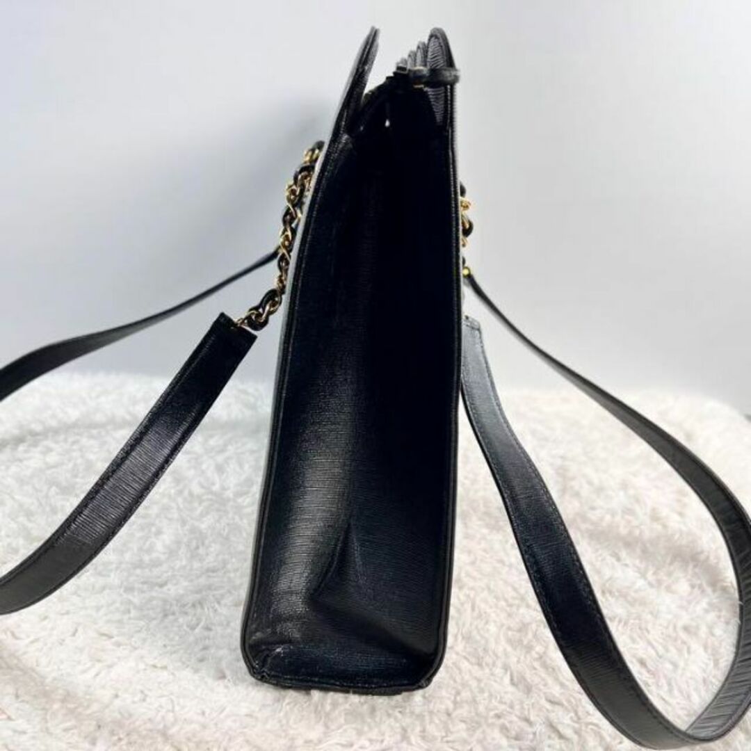 ✨極美品✨ハナエモリ HANAE MORI ハンドバッグ オールレザー ロゴ金具 ✨極美品✨ハナエモリ HANAE MORI ハンドバッグ オールレザー ロゴ金具
