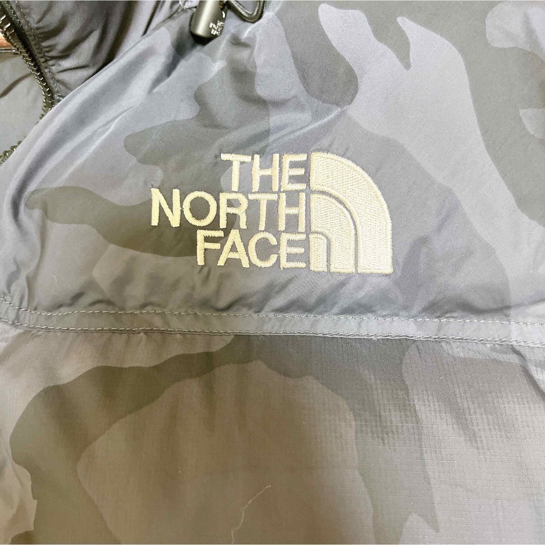 THE NORTH FACE - ノースフェイス ダウンベスト 迷彩柄 ネイビー M
