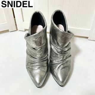 スナイデル(SNIDEL) 靴/シューズ（シルバー/銀色系）の通販 100点以上