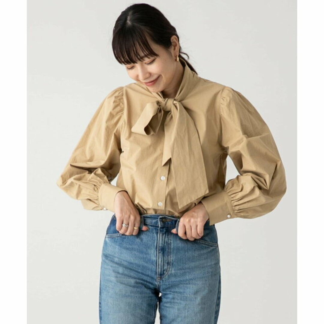 URBAN RESEARCH ROSSO(アーバンリサーチロッソ)の【BEIGE】F by ROSSO ボウタイシャツブラウス レディースのトップス(シャツ/ブラウス(長袖/七分))の商品写真