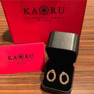 カオル(KAORU)のKAORU  スパークル　ピアス(ピアス)