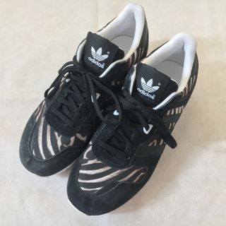 アディダス(adidas)のアディダススニーカー ZX700 M20980(スニーカー)