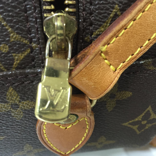 LOUIS VUITTON(ルイヴィトン)の難あり。ルイヴィトンバック レディースのバッグ(ショルダーバッグ)の商品写真