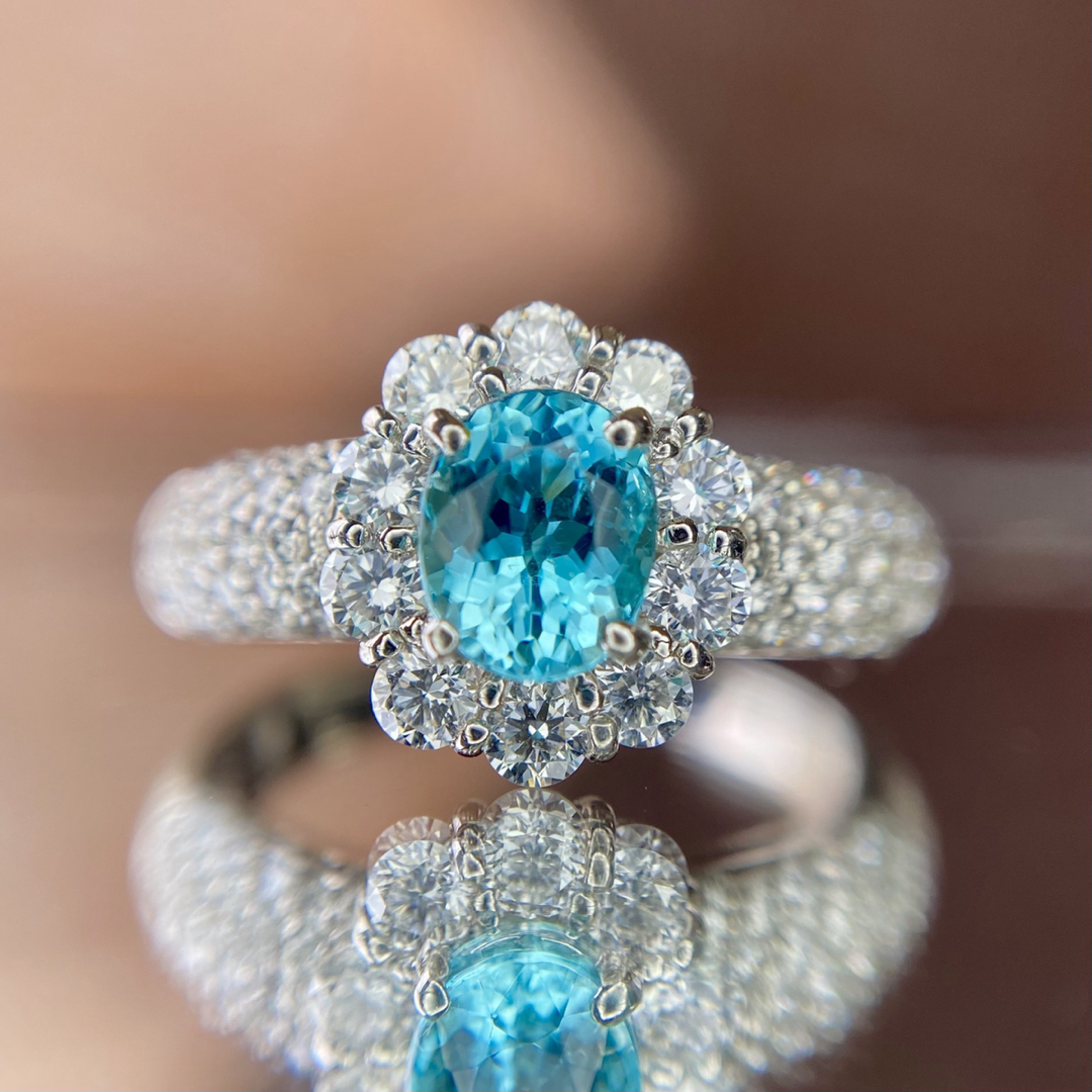 専用です』天然パライバトルマリン ダイヤモンド 計1.57ct 中央宝石